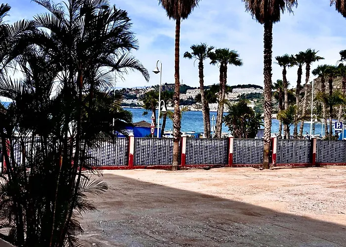 Apartamento 2 Dormitorios En Primera Linea De Playa San Cristobal